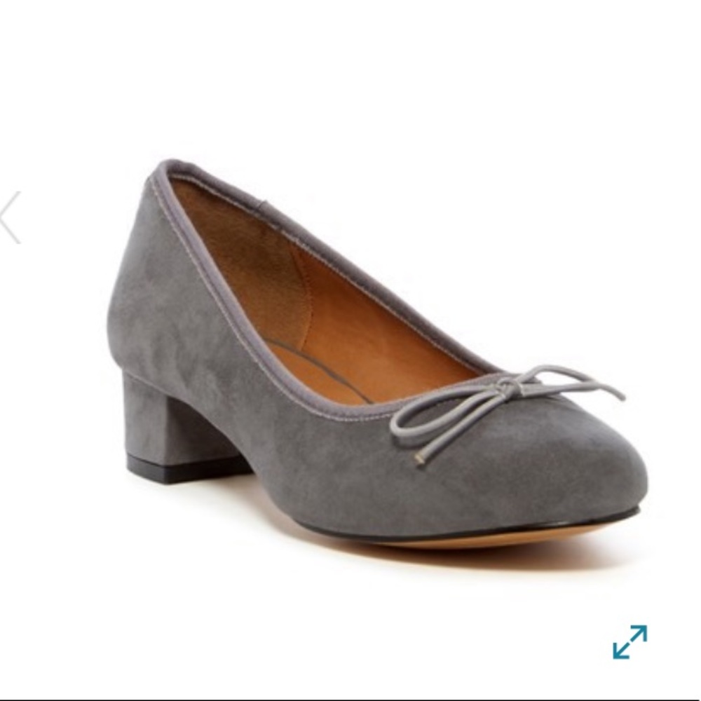 Report shoes